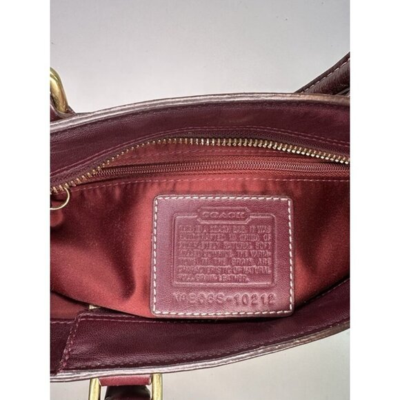 VTG Coach Hamptons Ivory / Maroon Pebbled Leather Bag - Picture 9 of 9